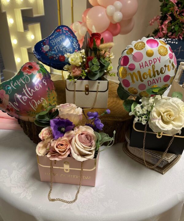 Mother’s Day Flower Bag with Balloon