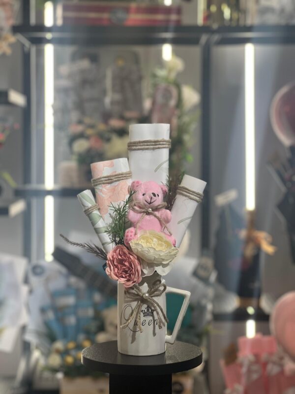 Queen White Mug Gift
